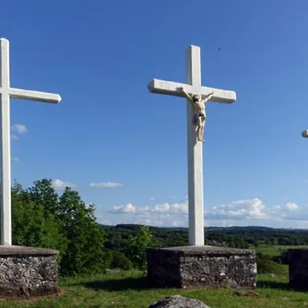 Un Havre De Paix A La Campagne Pres Vulcania